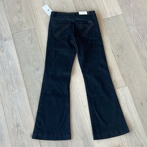 Women’s 7 for all mankind jeans